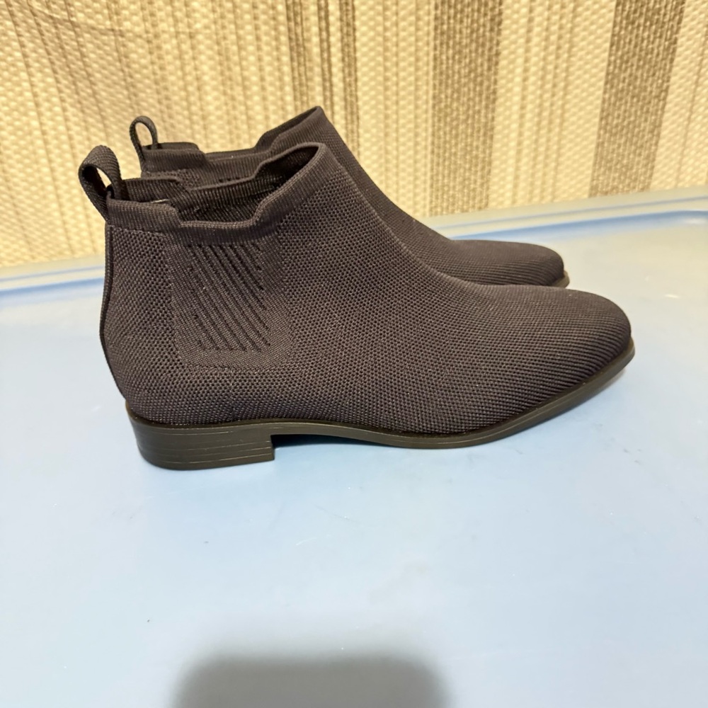 Elegant Dark Blue Ankle Booties